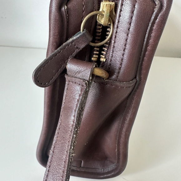 Vintage Coach Brown Mahogany Leather Sutton Zip Crossbody Shoulder Bag D9C-9814 - Picture 6 of 11